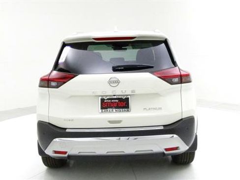 Used 2022 Nissan Rogue Platinum w/ Head-Up Display Package FWD image 7
