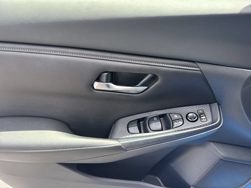 Used 2023 Nissan Sentra SV FWD image 10
