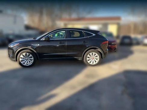 Used 2018 Jaguar E-PACE SE AWD/4WD image 3