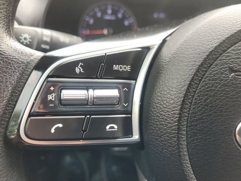 Certified 2021 Kia Forte LXS FWD image 17