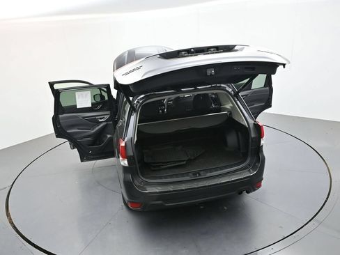 Used 2019 Subaru Forester Premium AWD/4WD image 47