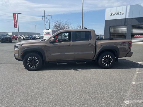 Used 2023 Nissan Frontier PRO-4X w/ Pro Convenience Package image 4
