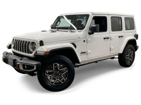 Used 2025 Jeep Wrangler Unlimited Sahara AWD/4WD image 1