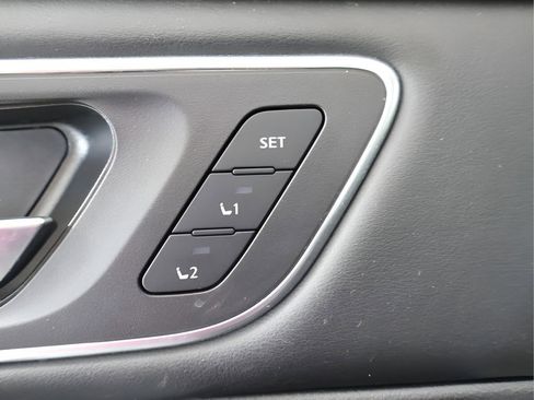 Used 2021 Nissan Rogue SL image 11