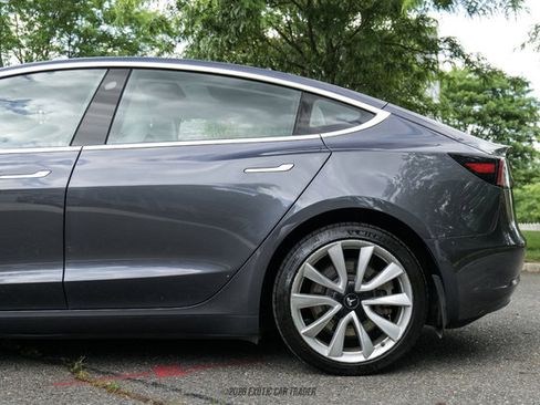 Used 2018 Tesla Model 3 Long Range AWD/4WD image 5