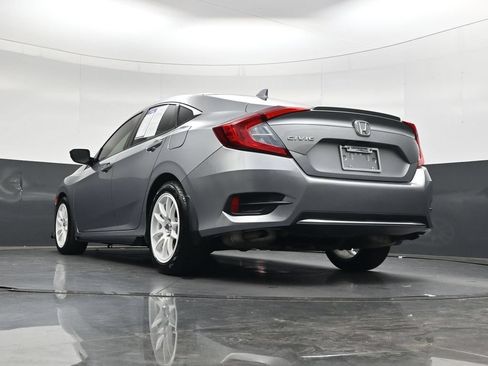 Used 2019 Honda Civic EX image 44