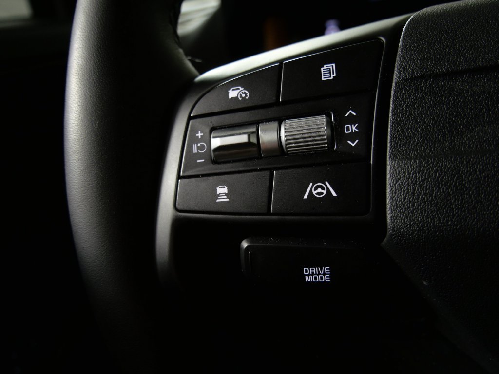 Used 2026 Kia Sportage EX FWD image 20