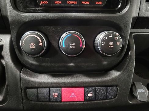 Used 2019 RAM ProMaster 1500 image 17