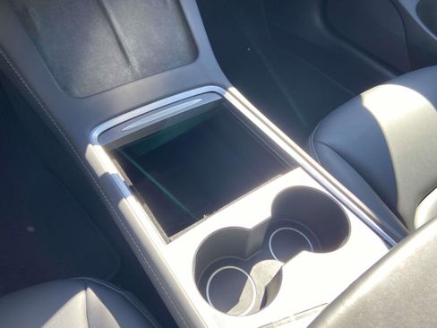 Used 2023 Tesla Model 3 Performance image 15