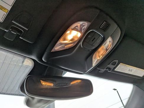 Used 2024 Jeep Compass Limited image 18