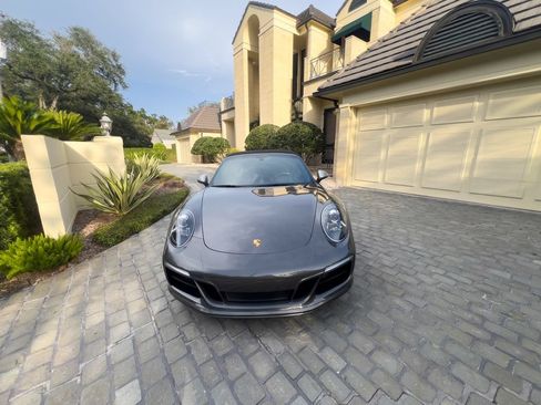 Used 2019 Porsche 911 Targa 4 GTS AWD/4WD image 12