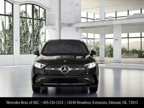 Used 2026 Mercedes-Benz GLC 300 image 7