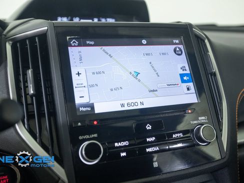 Used 2019 Subaru Crosstrek 2.0i Limited w/ Moonroof Package w/Navigation AWD/4WD image 19
