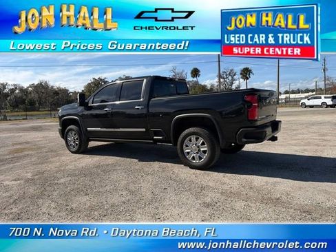 Used 2024 Chevrolet Silverado 2500 High Country w/ High Country Premium Package image 7