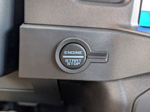 Used 2025 Ford Bronco 4-Door AWD/4WD image 12