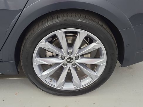 Used 2025 Audi A6 Premium Plus w/ Driver Assistance Package image 34