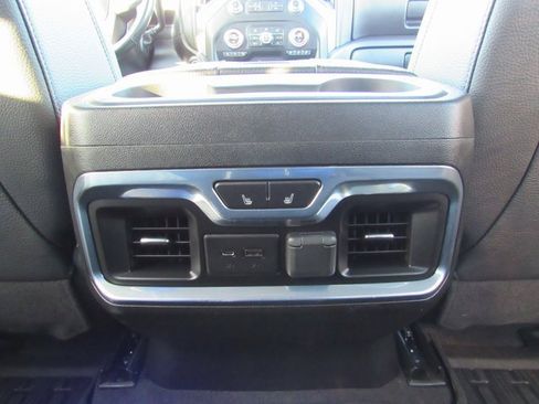 Used 2021 GMC Sierra 3500 Denali w/ Denali Ultimate Package image 33