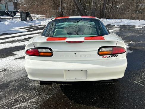 Used 1997 Chevrolet Camaro Z28 w/ Preferred Equipment Group 2 image 11