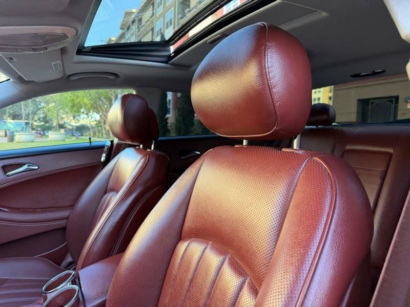Used 2006 Mercedes-Benz CLS 500 image 36