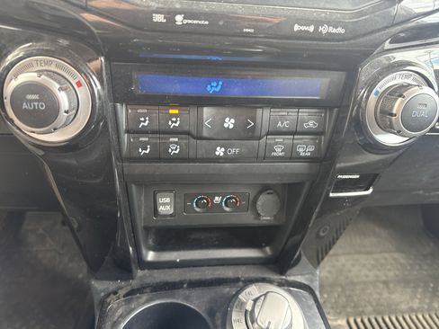 Used 2019 Toyota 4Runner Limited image 25