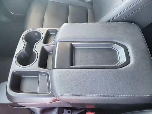 Used 2025 GMC Sierra 1500 SLT RWD image 30