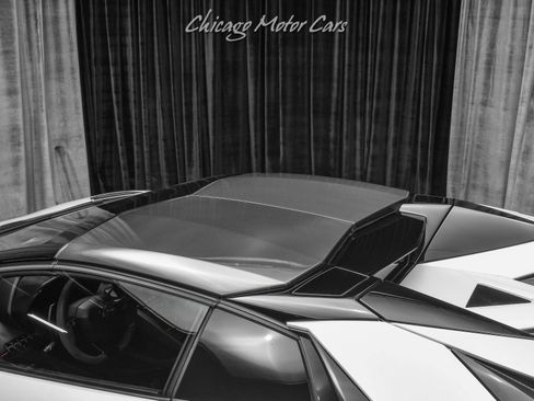 Used 2016 Lamborghini Aventador LP 750-4 Superveloce AWD/4WD image 41