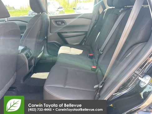 Used 2024 Nissan Rogue S AWD/4WD image 24