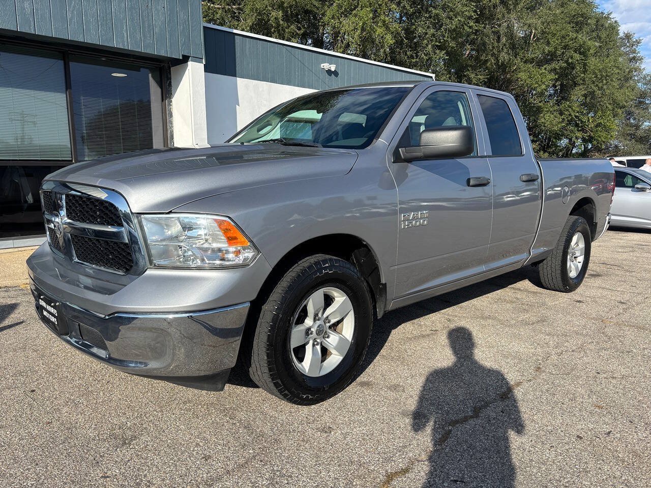 Used 2019 RAM 1500 Tradesman w/ Popular Equipment Group RWD image 2