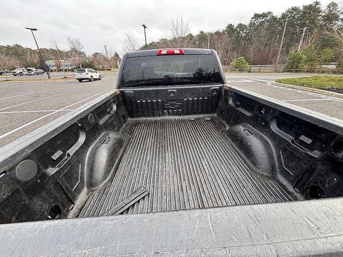 Used 2018 Chevrolet Silverado 1500 LT w/ All Star Edition image 9