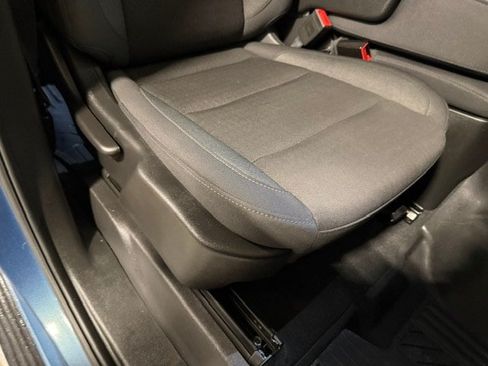 Used 2024 Chevrolet Silverado 1500 LT AWD/4WD image 11