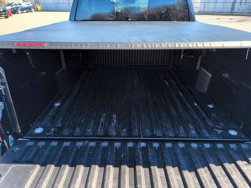 Used 2025 Toyota Tacoma TRD Off-Road image 14