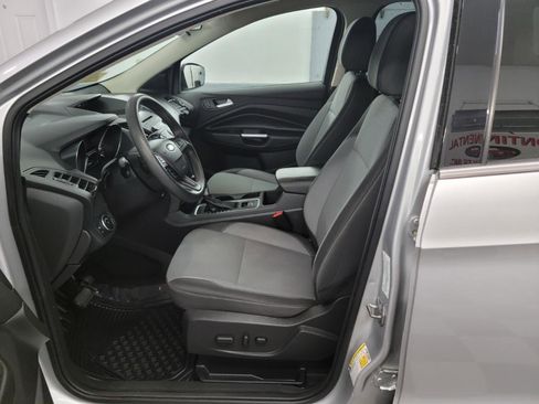 Used 2017 Ford Escape SE w/ SE Cold Weather Package AWD/4WD image 10
