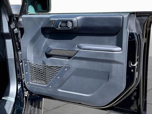 Used 2025 Ford Bronco Outer Banks AWD/4WD image 23