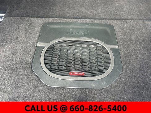 Used 2025 Jeep Wrangler Rubicon w/ Xtreme 35 Tire Package image 10