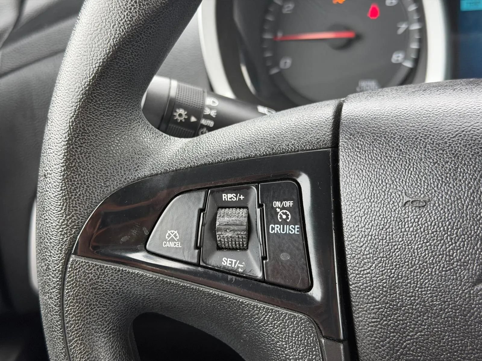 Used 2013 Chevrolet Equinox LS FWD image 13