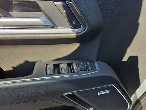 New 2026 Chevrolet Silverado 1500 LT Trail Boss w/ Convenience Package II AWD/4WD image 9