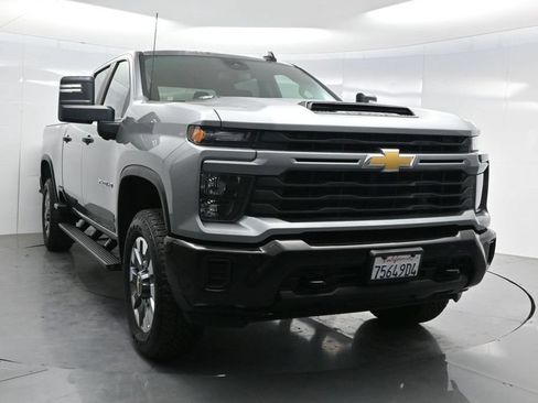 Used 2025 Chevrolet Silverado 2500 Custom w/ Custom Convenience Package AWD/4WD image 69