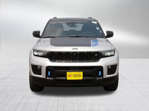 Used 2022 Jeep Grand Cherokee Trailhawk w/ Advanced Protech Group II AWD/4WD image 2