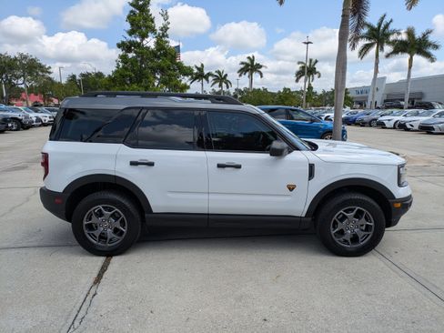 Certified 2023 Ford Bronco Sport Badlands AWD/4WD image 3