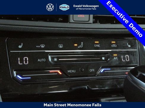 New 2025 Volkswagen Jetta SE image 13