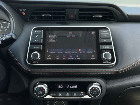 Used 2020 Nissan Kicks SR FWD image 17