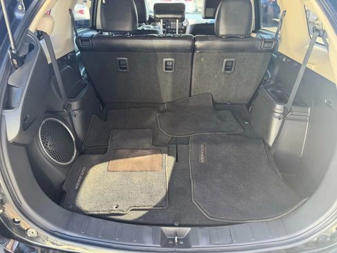 Used 2016 Mitsubishi Outlander GT image 18
