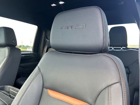 Certified 2025 GMC Sierra 2500 AT4 image 21