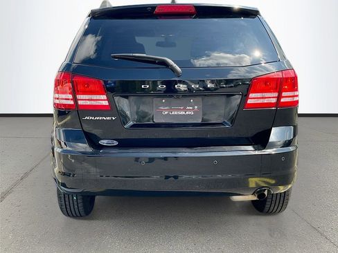 Used 2020 Dodge Journey SE w/ SE Popular Equipment Group FWD image 6