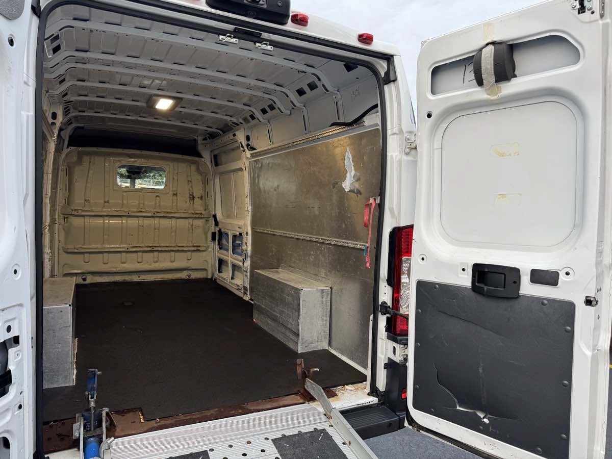 Used 2018 RAM ProMaster 3500 w/ Mopar Trailer Tow Group FWD image 32