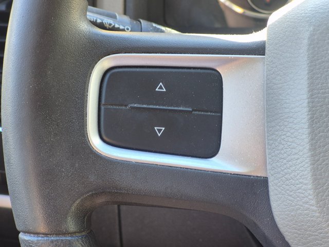 Used 2011 RAM 1500 Classic SLT w/ Remote Start & Security Group AWD/4WD image 4