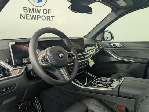 New 2026 BMW X5 xDrive40i w/ M Sport Package AWD/4WD image 11