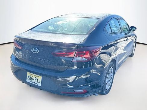 Used 2020 Hyundai Elantra SE image 7