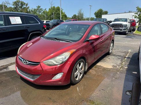 Used 2013 Hyundai Elantra GLS w/ Preferred Pkg FWD image 7