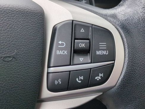 Used 2021 Ford Explorer Limited w/ Equipment Group 301A AWD/4WD image 18